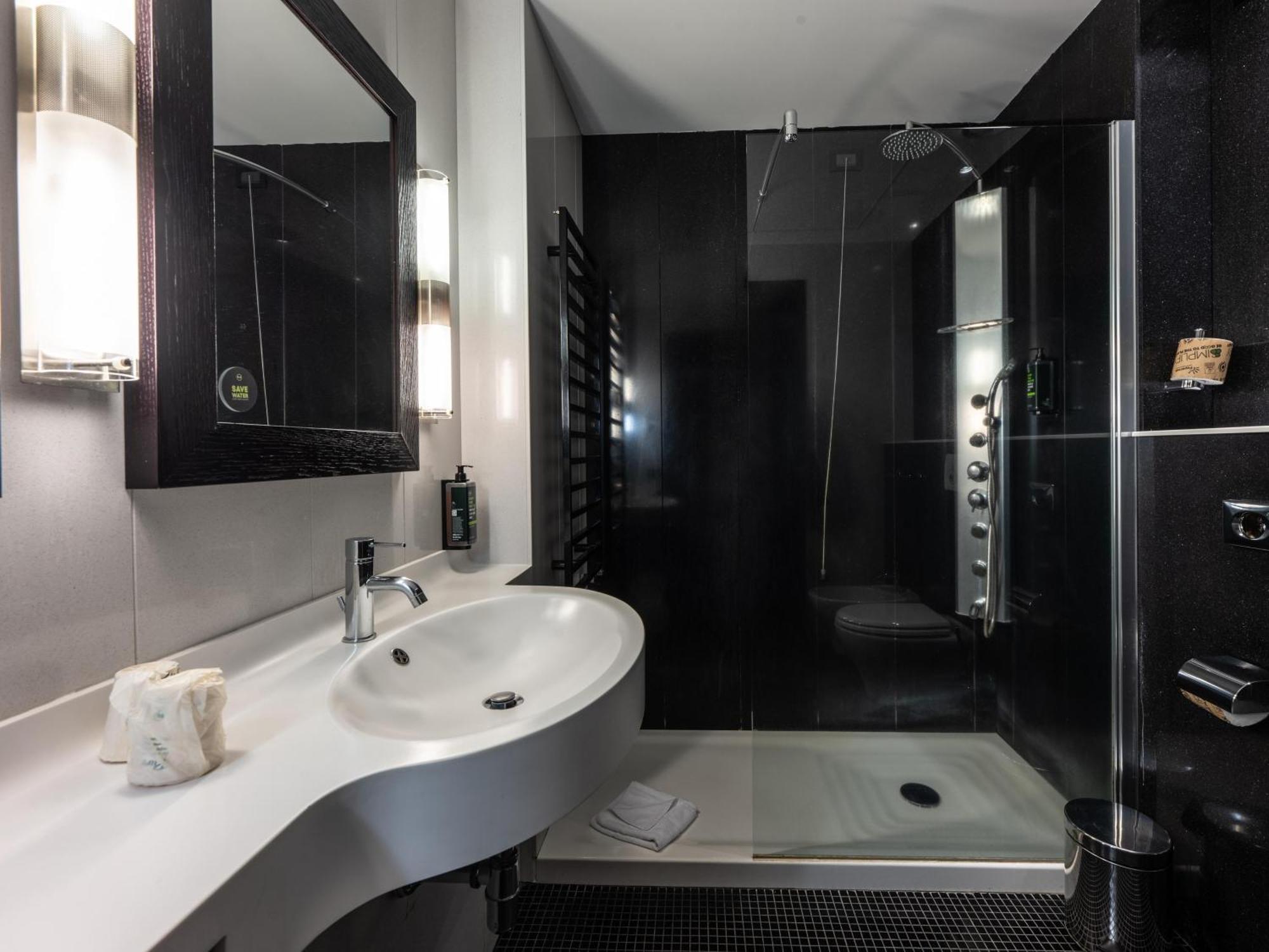 B&B Hotel Borgaro Torinese Ngoại thất bức ảnh