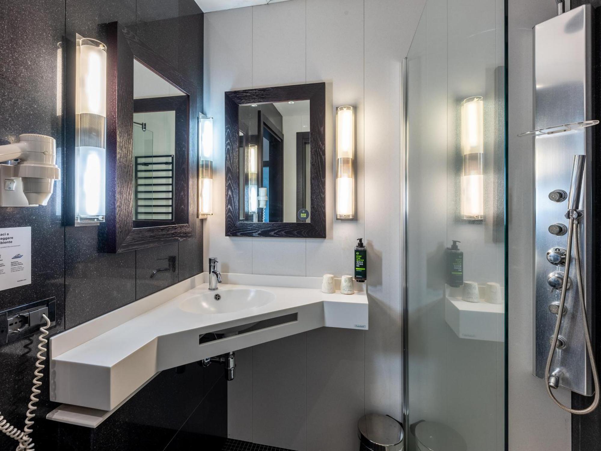 B&B Hotel Borgaro Torinese Ngoại thất bức ảnh
